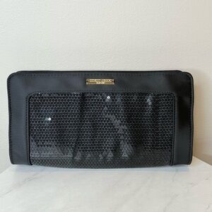 🔥NWOT Giorgio Armani Sequins Black Zipper Cosmetic Bag with Metal Charm🔥